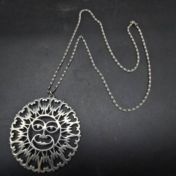 Reed and Barton Pewter Aztec Sun Face Necklace Pendant - Picture 6 of 8